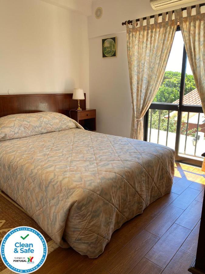 Guest House Toca Dos Grilos Эшторил Экстерьер фото